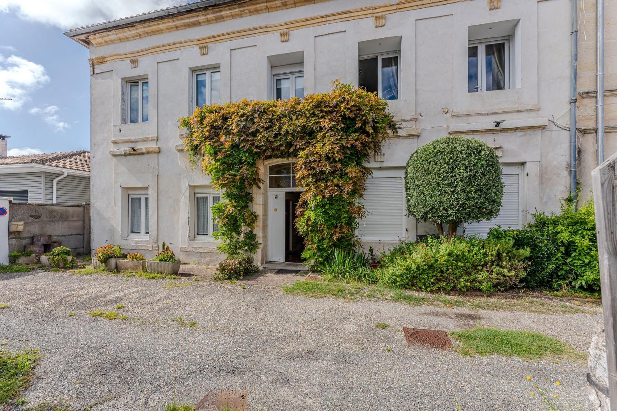 Appartement De Maitre Traversant La Teste-de-Buch Exteriör bild